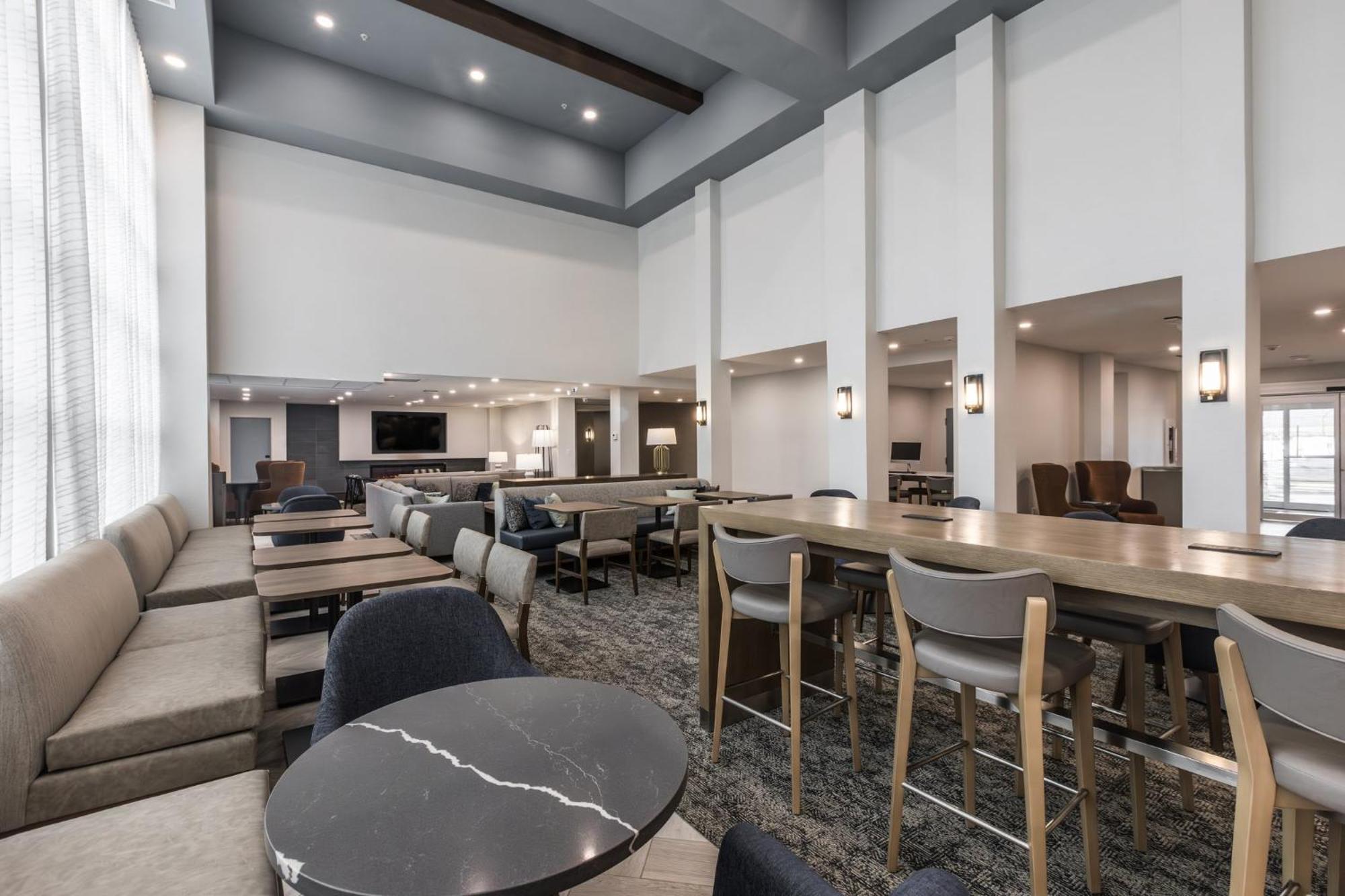Staybridge Suites - Dawson Creek By Ihg Экстерьер фото