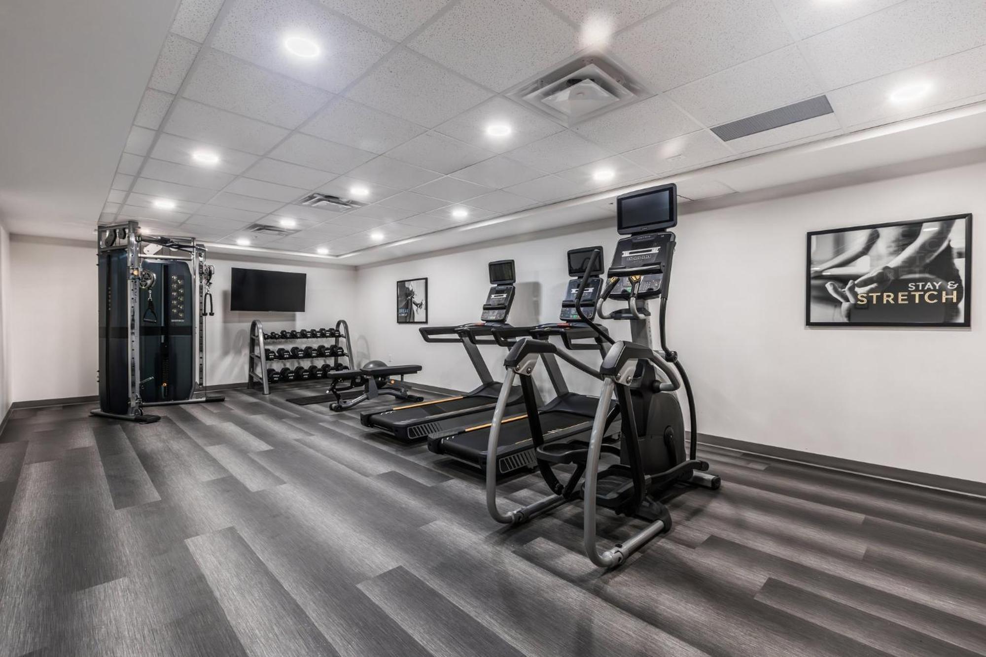 Staybridge Suites - Dawson Creek By Ihg Экстерьер фото