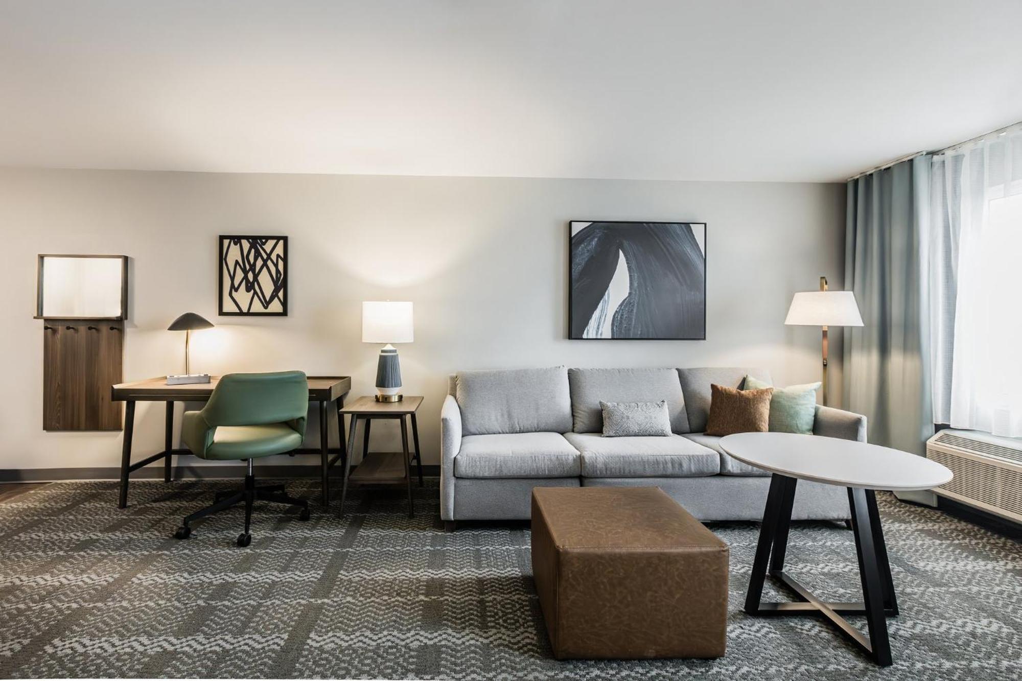 Staybridge Suites - Dawson Creek By Ihg Экстерьер фото