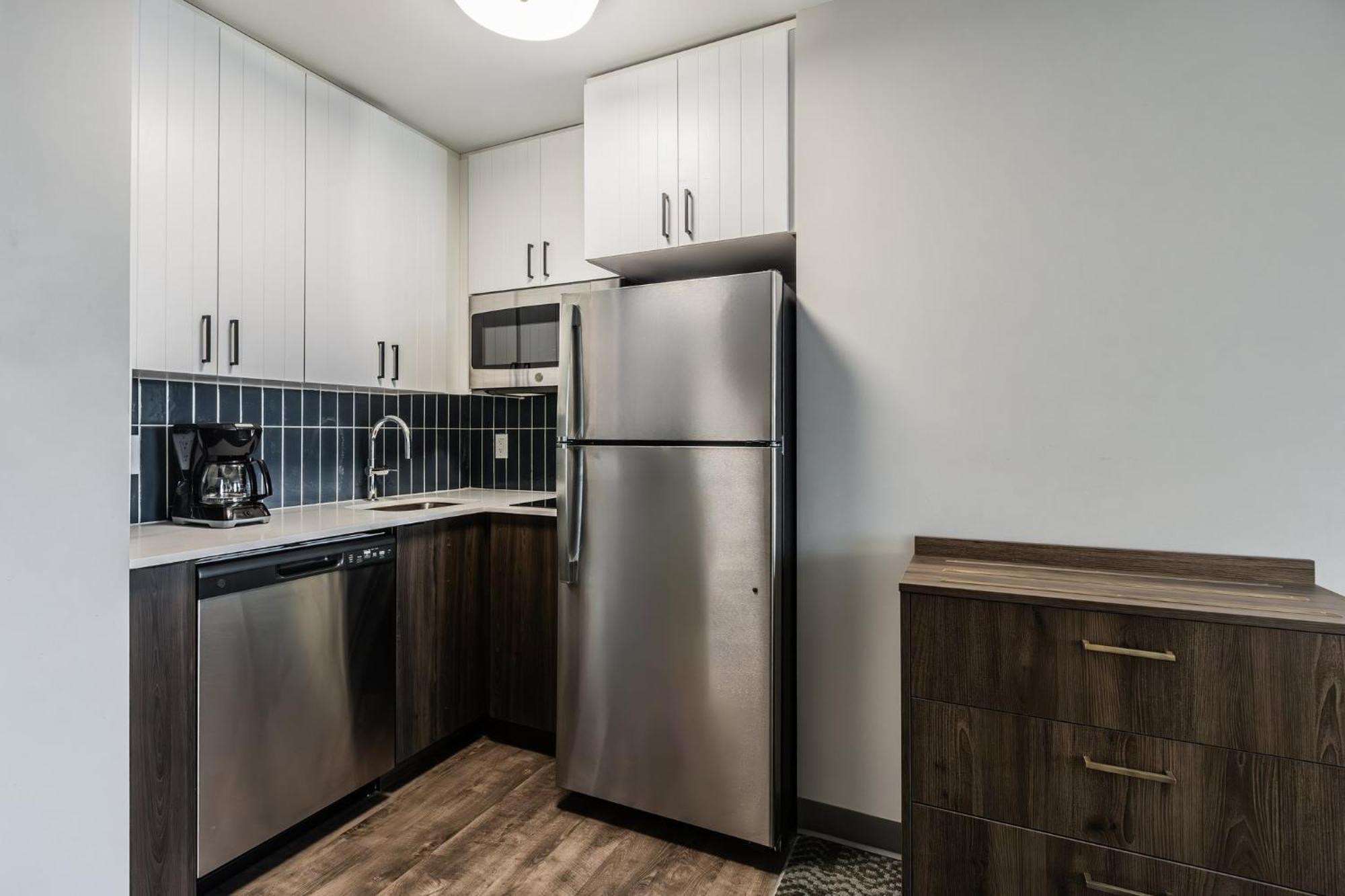 Staybridge Suites - Dawson Creek By Ihg Экстерьер фото