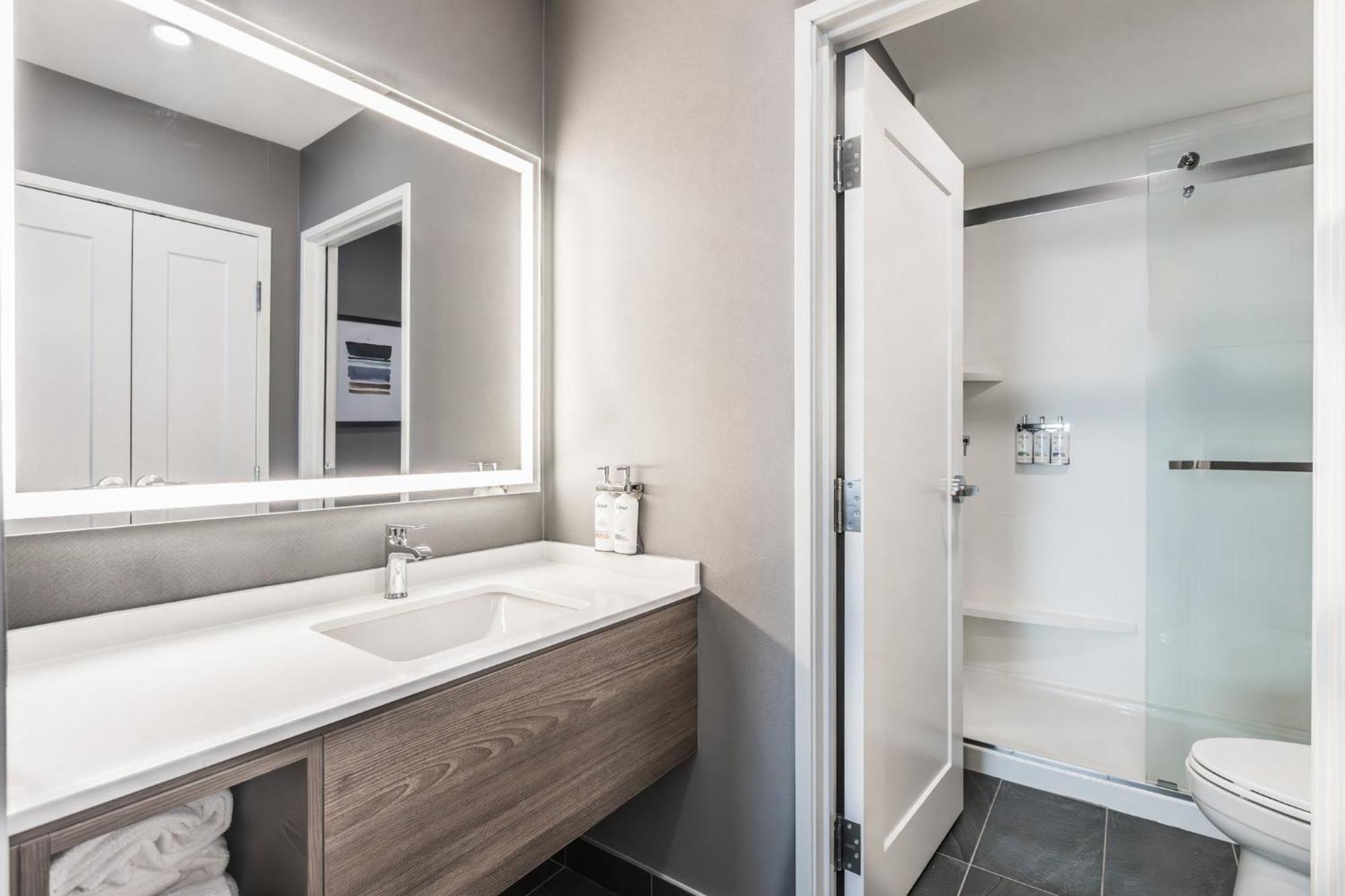 Staybridge Suites - Dawson Creek By Ihg Экстерьер фото